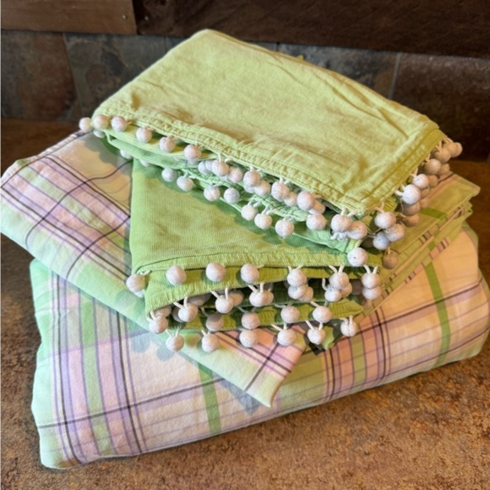 Pottery Barn Teen -Full Duvet with 2 pillowcases and 2 pillow shams